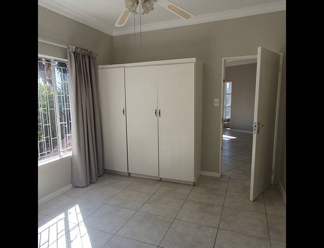 2 BEDROOM FREEHOLD FOR SALE IN OAKDENE